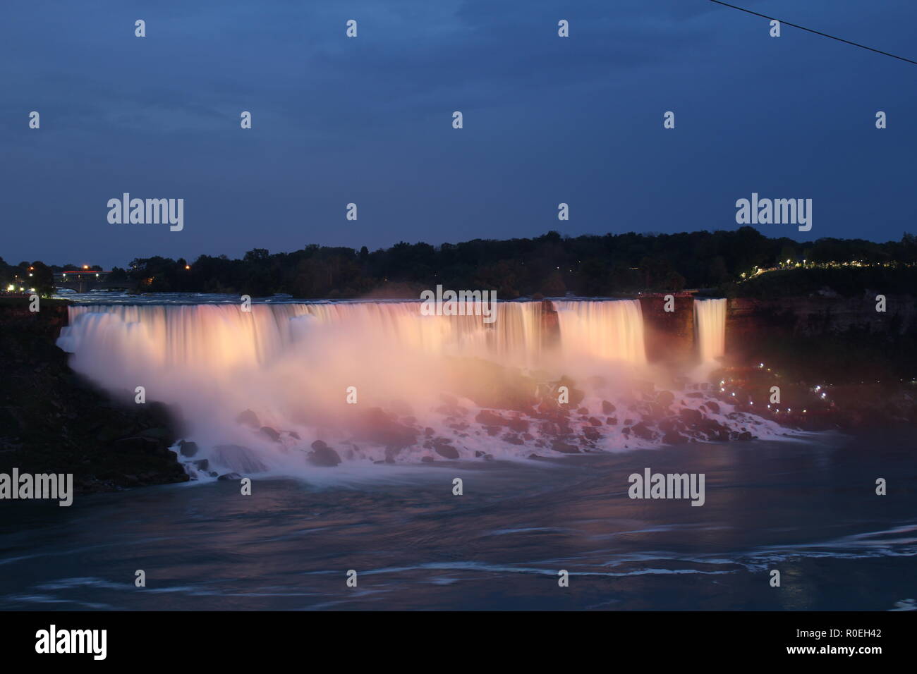 Cascate del Niagara al crepuscolo Foto Stock