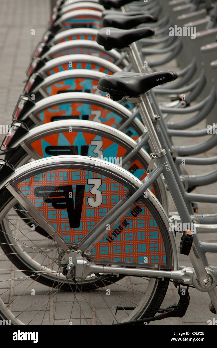 Biciclette a noleggio a Bordeaux Foto Stock