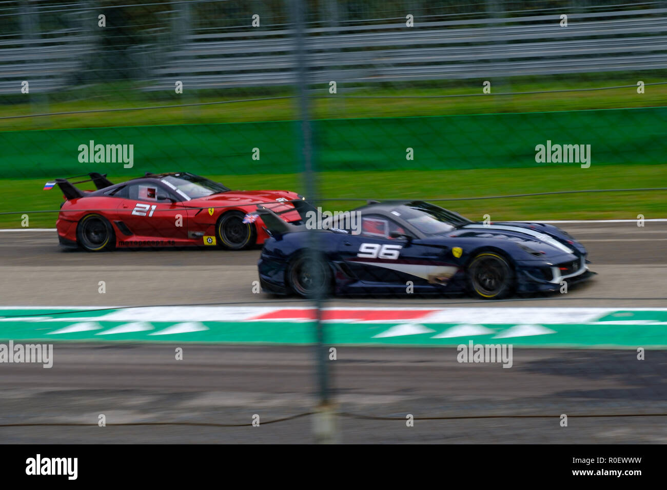 Monza, Italia. 4 Nov 2018. La Ferrari nel campionato del mondo 2018, ultima gara FXX: Monza circuito Eni Credit: paesaggi italiani/Alamy Live News Foto Stock