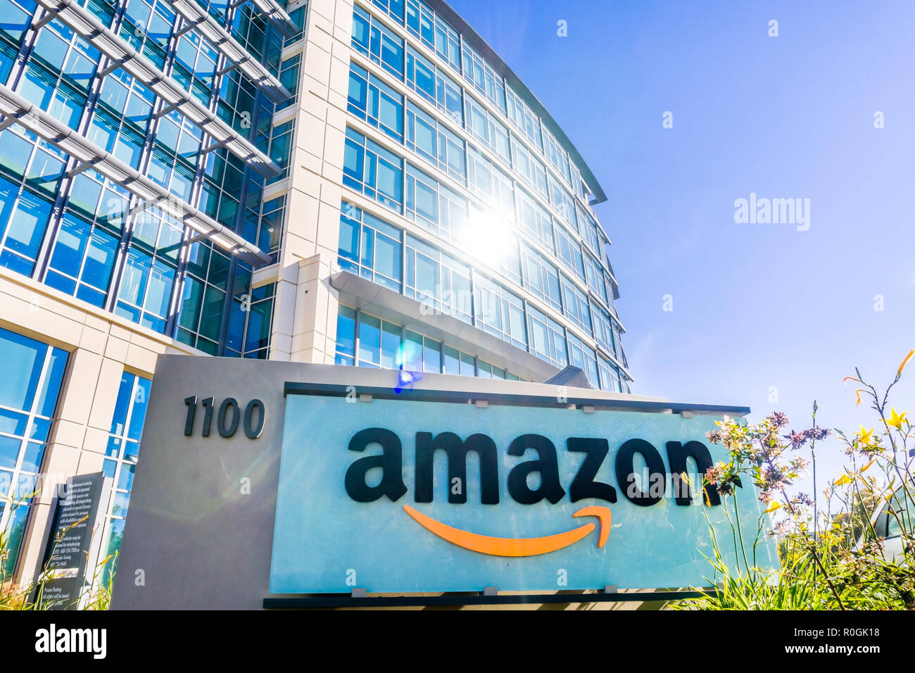 2 novembre 2018 Sunnyvale / CA / STATI UNITI D'AMERICA - Amazon sede nella Silicon Valley, San Francisco Bay Area Foto Stock