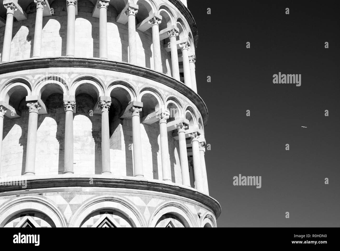 Vista della Torre di Pisa. Pisa. L'Italia. Giornata di sole. Foto Stock