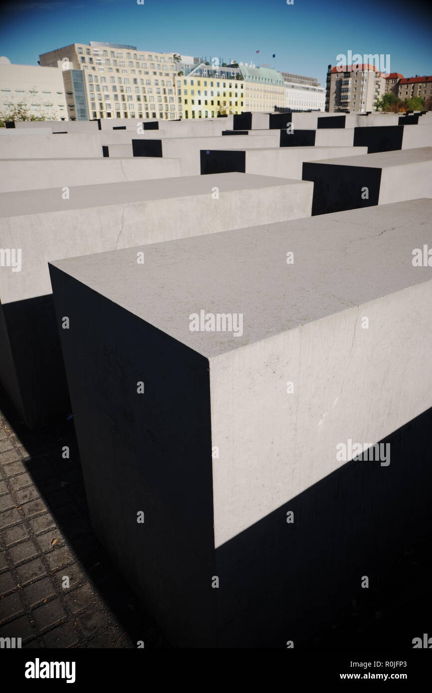 Berlino Germania il memoriale della assassinato ebrei di Europa in autunno 2018 Foto Stock