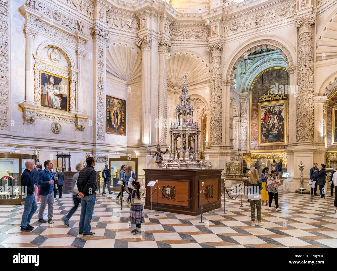 La Sacristia Mayor (sacrestia principale) di alloggiamento del tesoro nella Cattedrale di Siviglia, Sevilla, Andalusia, Spagna Foto Stock