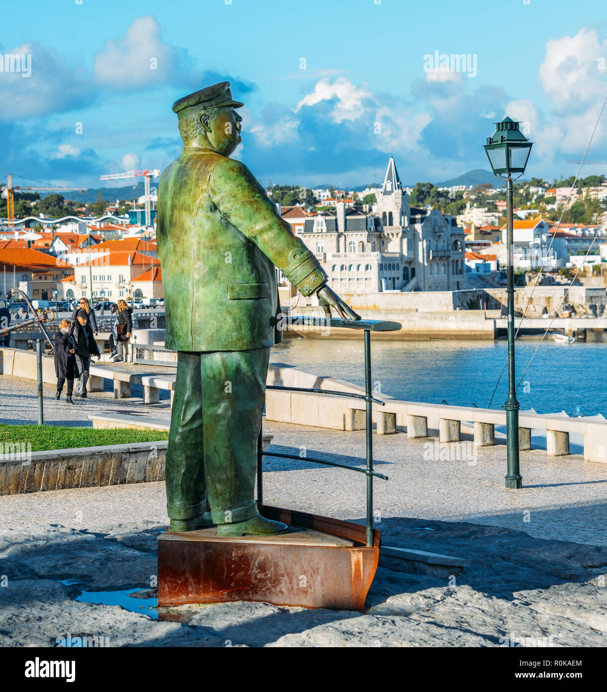 Statua del Re Don Carlos nel Porto di Cascais, Regione di Lisbona, Portogallo Foto Stock