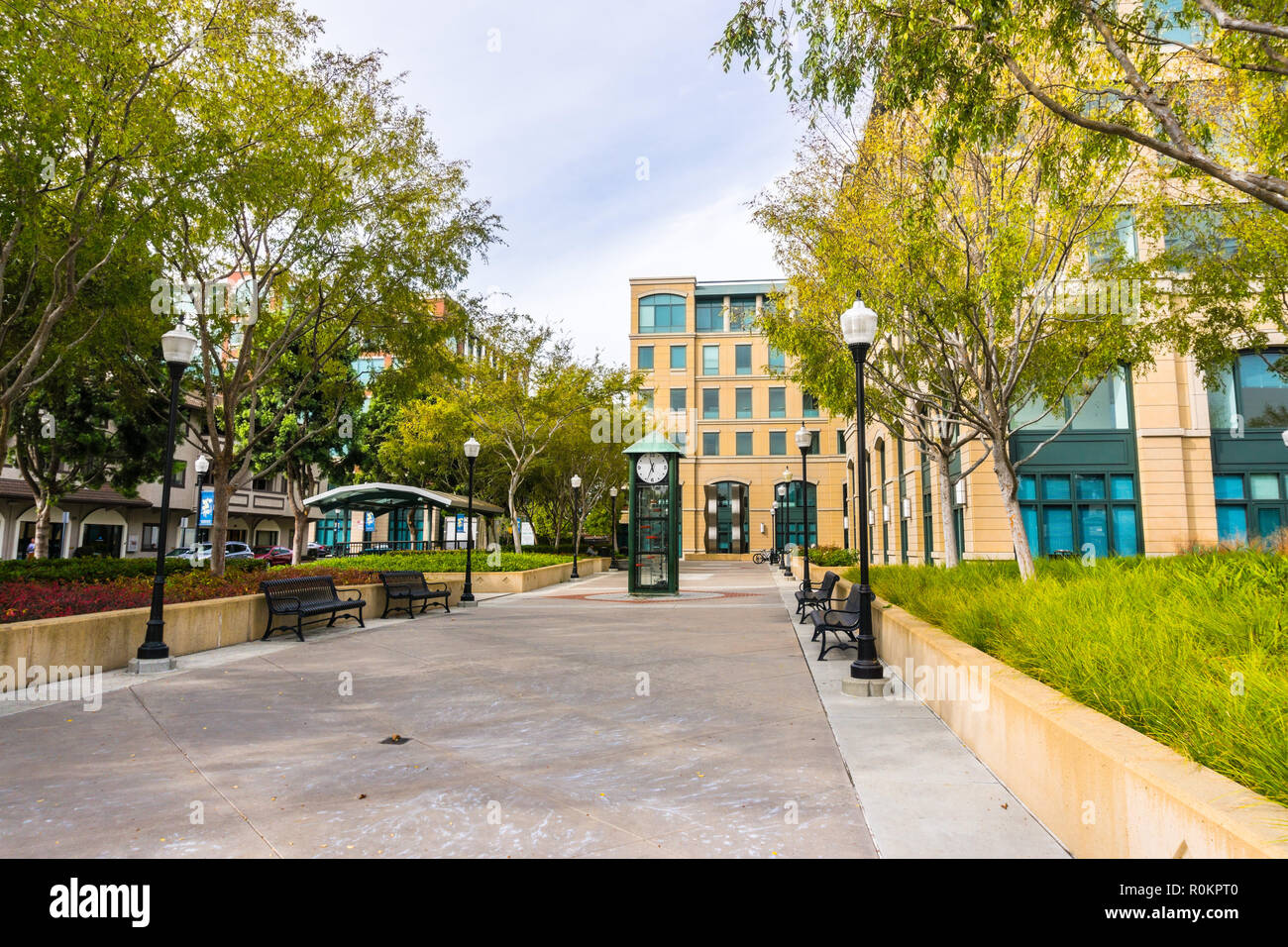 Il paesaggio urbano nel centro cittadino di Sunnyvale, San Francisco Bay Area, California Foto Stock