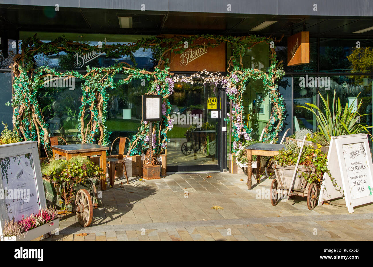 Esterno del botanico ristorante in MediaCityUK, Salford Quays, Manchester, Inghilterra. Foto Stock