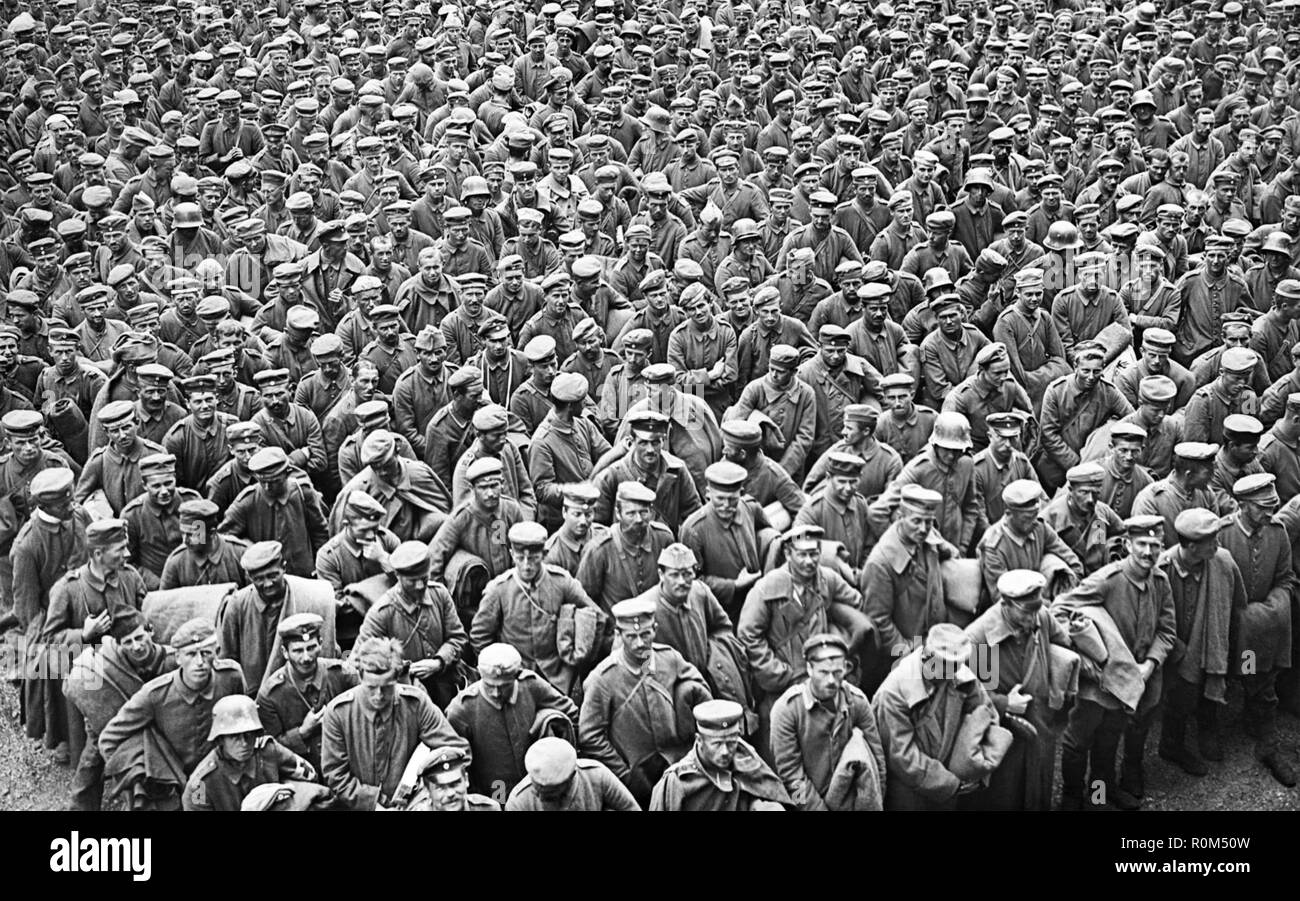 WW1: prigionieri tedeschi catturati durante la Battaglia di Amiens in agosto 1918. Foto: Canada archivi. Foto Stock