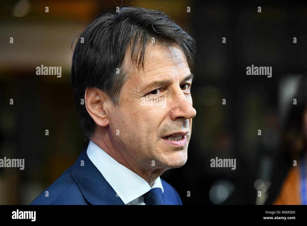 Bruxelles, Belgio, Belgio. Xvii oct, 2018. Il primo ministro dell'Italia, Giuseppe Conte di dichiarare in occasione del Consiglio europeo di Bruxelles, Belgio Credito: Riccardo Pareggiani/ZUMA filo/Alamy Live News Foto Stock