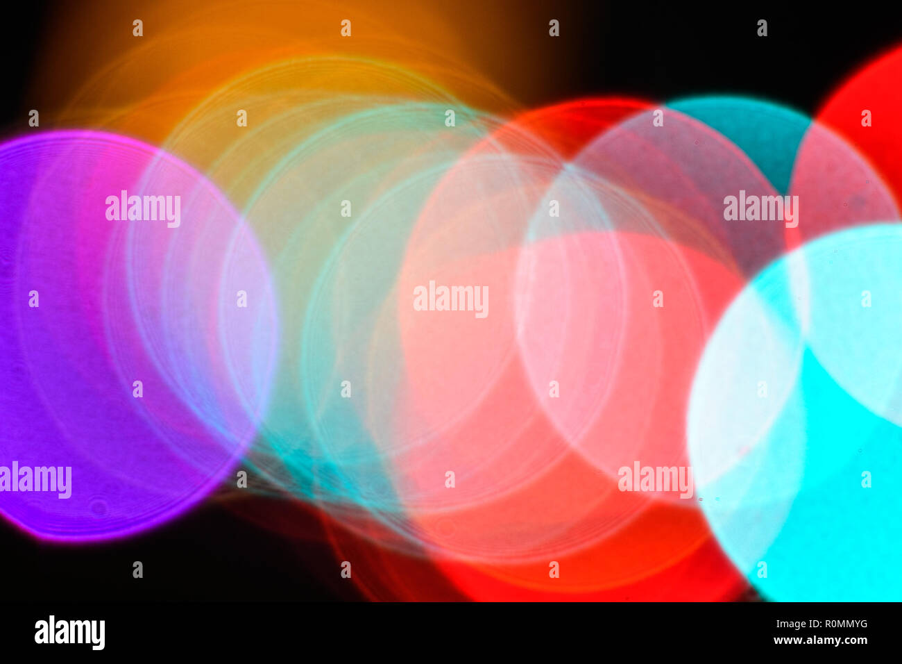 Sfondo bokeh di luminose colorate luci; abstract background Foto Stock