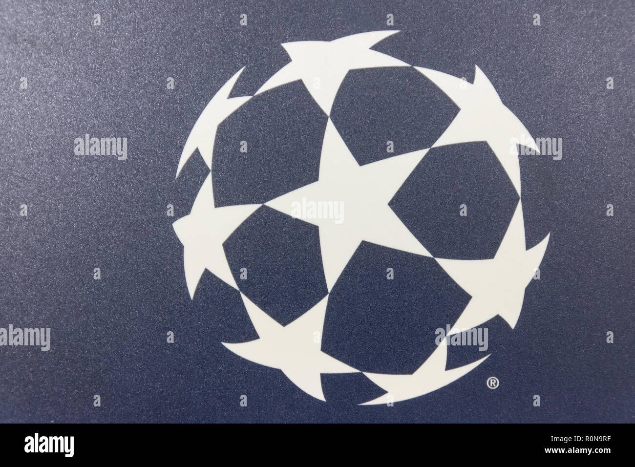 Salonicco, Grecia - Agosto 28, 2018: ufficiale UEFA Champions League logo Foto Stock