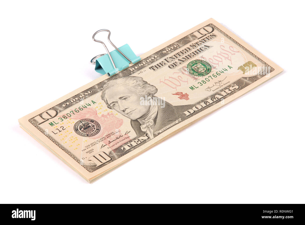 Mazzette di soldi dieci dollari isolati su sfondo bianco Foto Stock