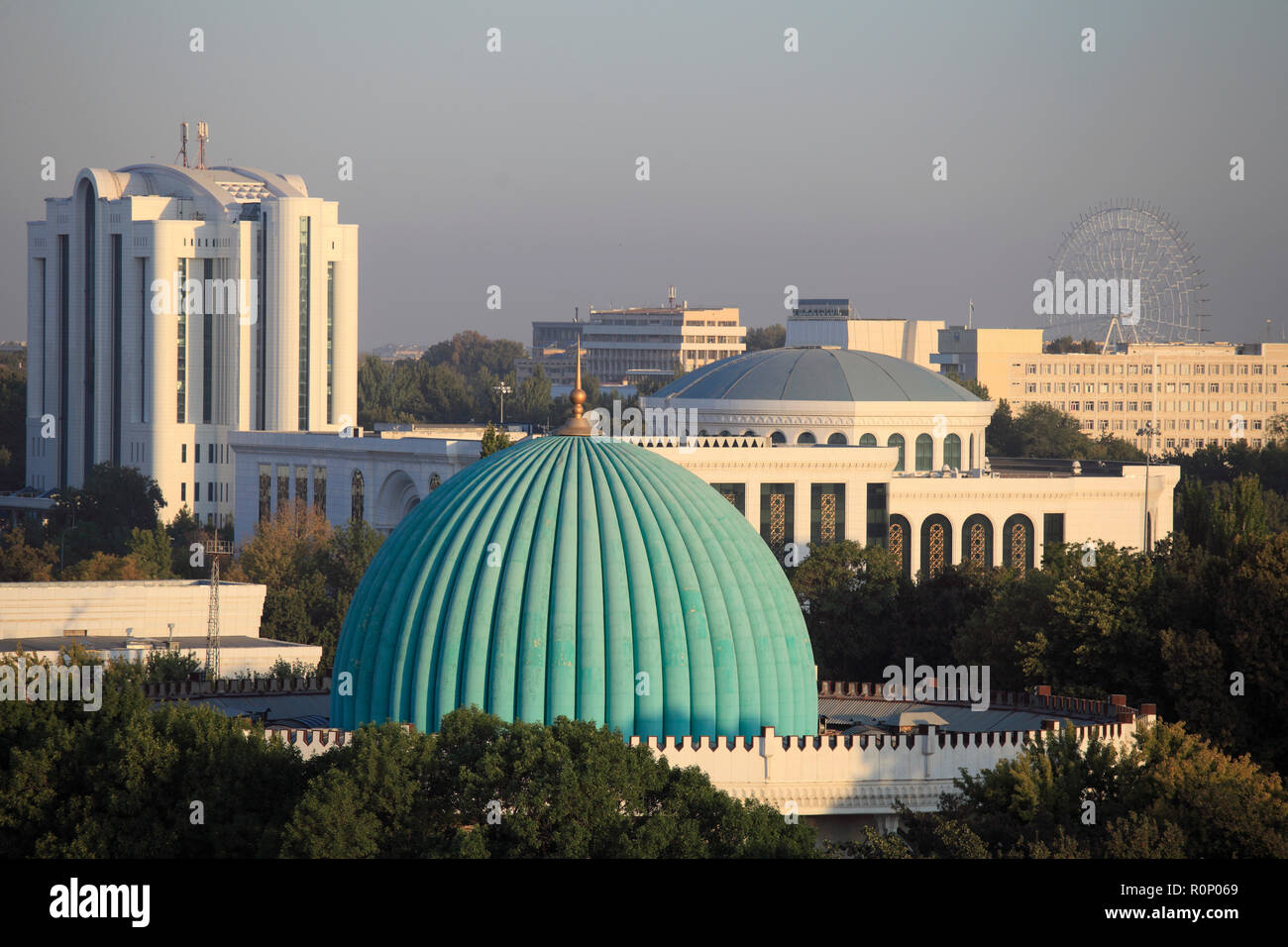 Uzbekistan Tashkent, Amir Timur Museum, skyline, Foto Stock