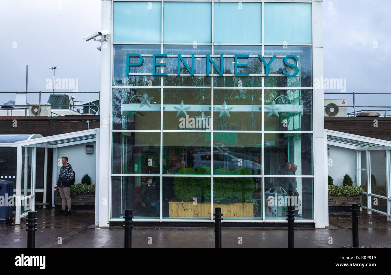 La Penneys logo sul pennys negozio di fronte a Cork in Irlanda Foto Stock