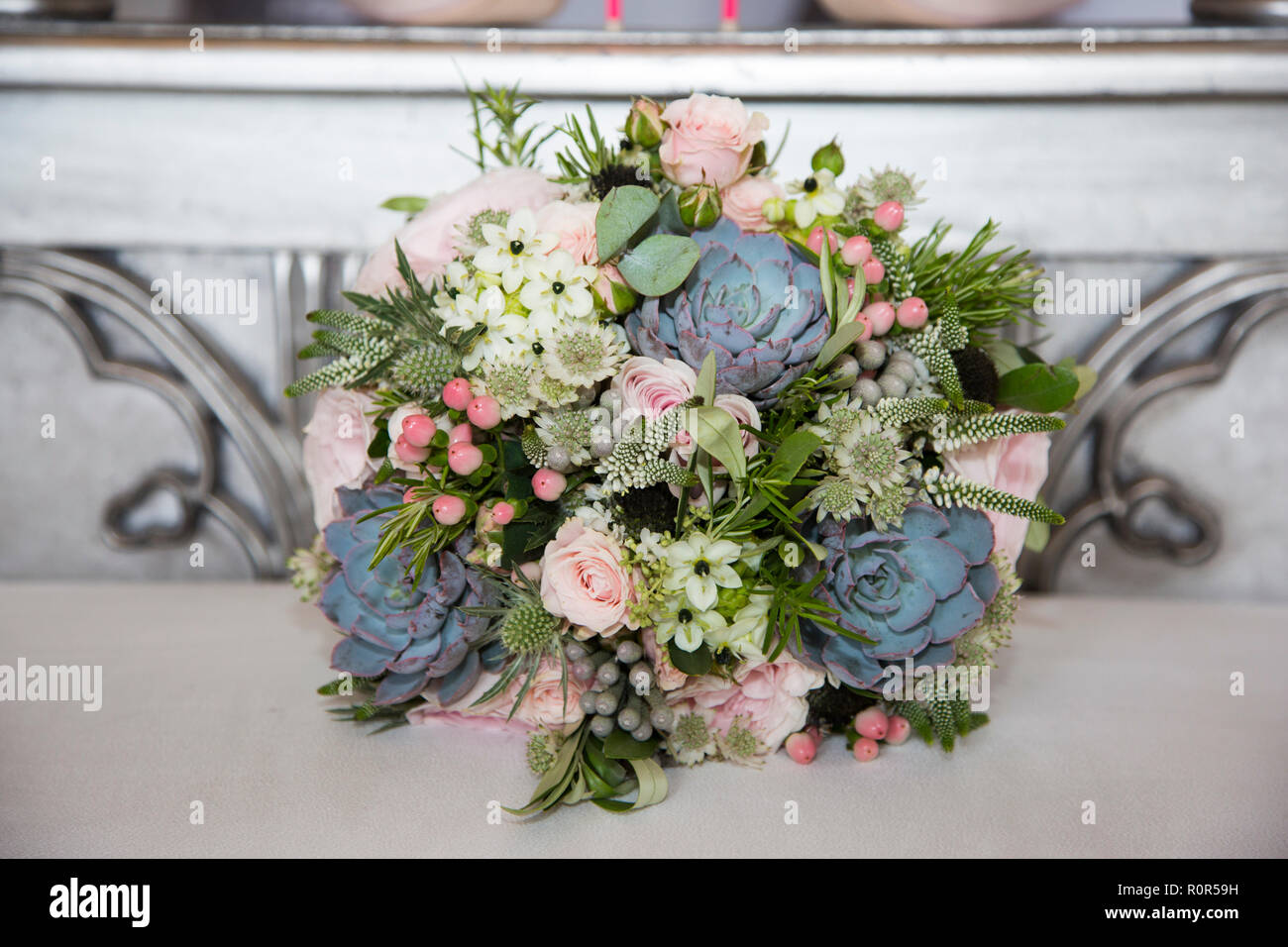 Fiori di nozze , appena predisposto per la sposa e sposi giorno di nozze Foto Stock
