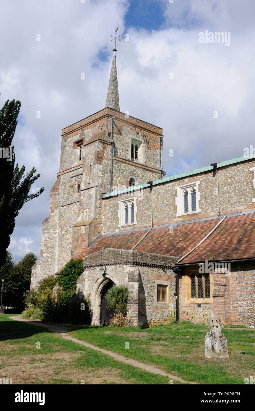 St Leonard Chiesa, Flamstead, Hertfordshire, fu restaurato alla fine del XIX secolo e conserva le funzionalità da Norman per periodo georgiano Foto Stock