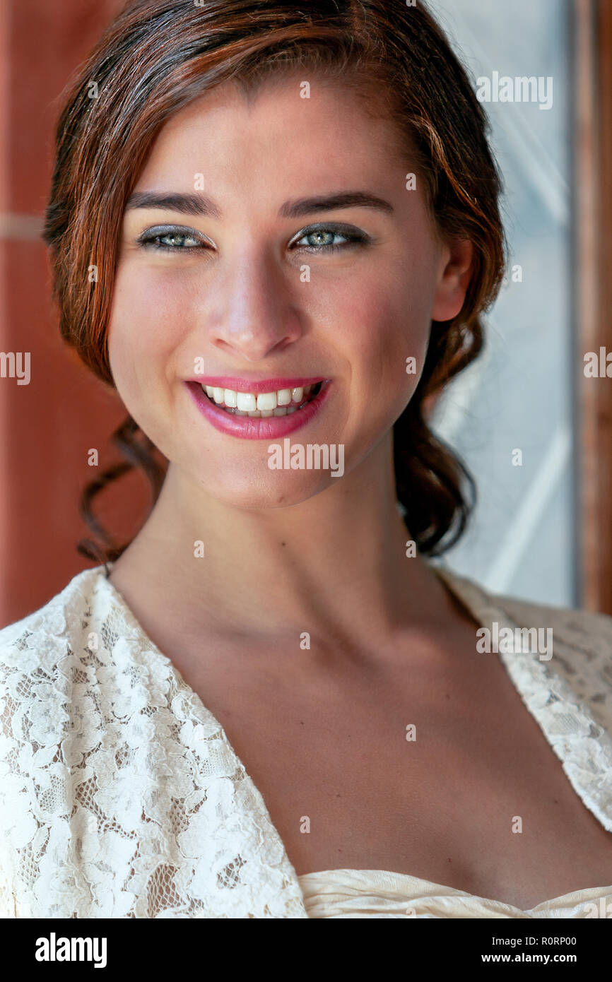 La sua risata illumina la stanza Foto Stock