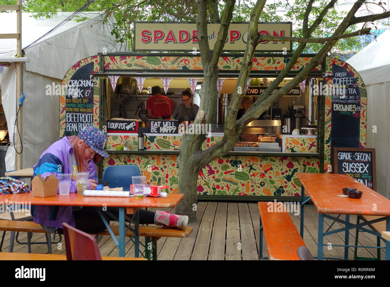 Foodtrucks a Brighton Fringe Festival Brighton Regno Unito Foto Stock