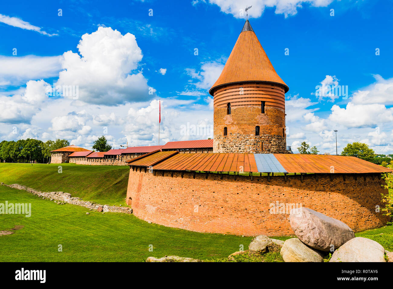 Il castello di Kaunas è un castello medievale situato a Kaunas, la seconda più grande città della Lituania. Kaunas, Contea di Kaunas, Lituania, paesi baltici, Europa. Foto Stock