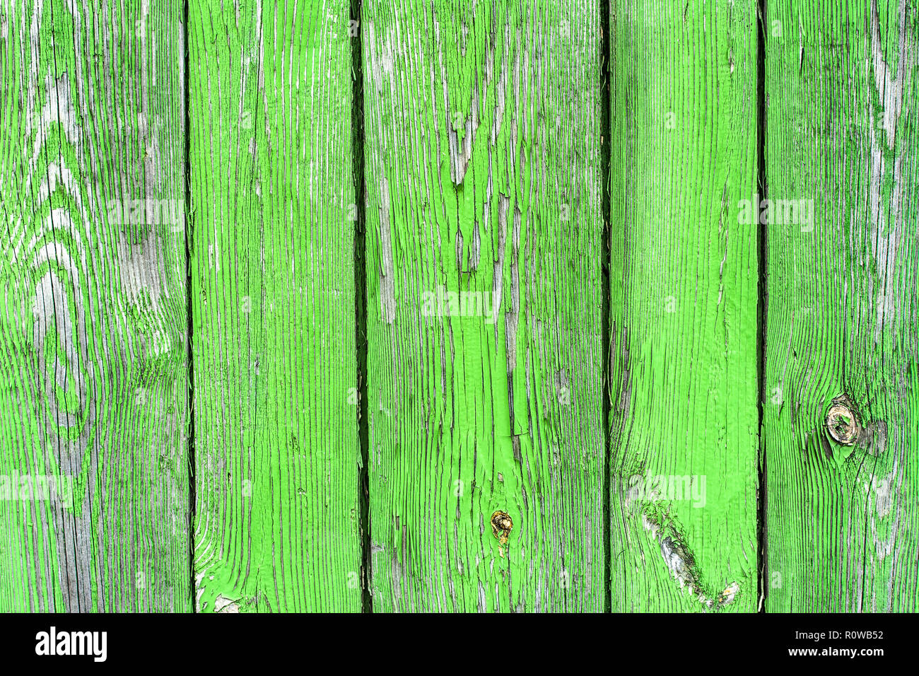Texture in legno, sfondo legno, verde sfald vernice, vernice peel e crepe Foto Stock