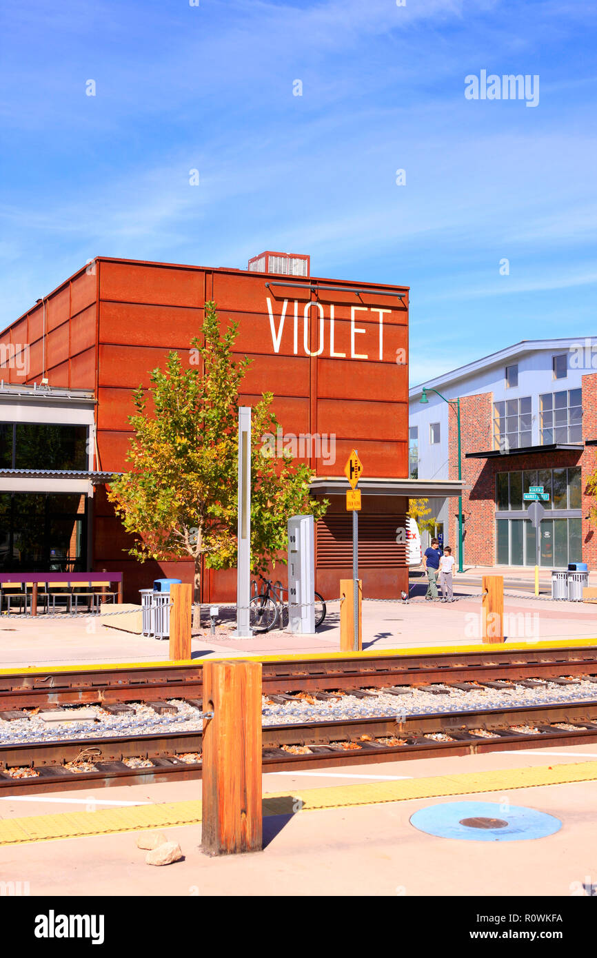 Il moderno Violet Crown movie theater al Railyard a Santa Fe, New Mexico USA Foto Stock