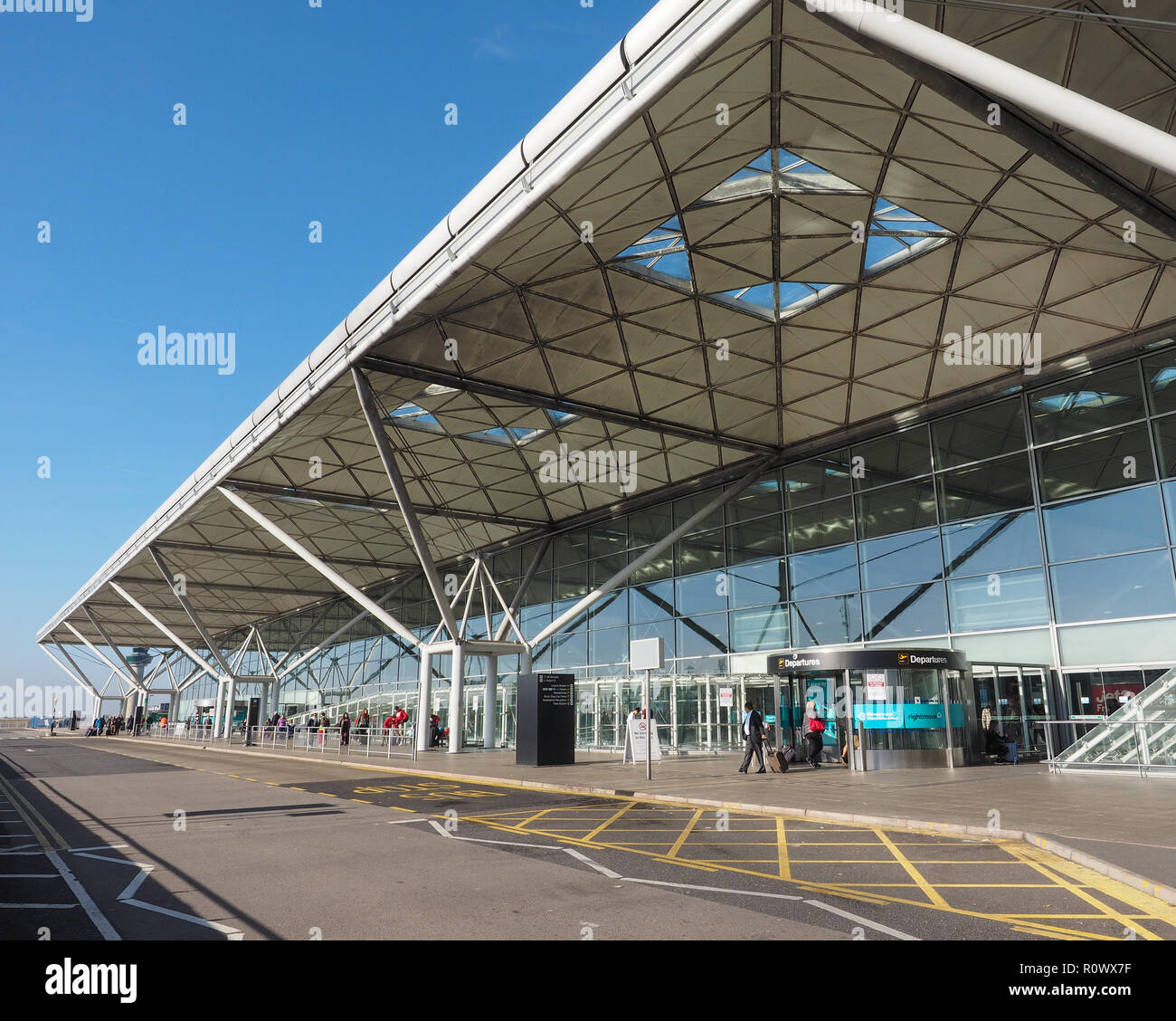 STANSTED REGNO UNITO - circa ottobre 2018: Dall'Aeroporto Stansted di Londra design architetto Lord Norman Foster Foto Stock