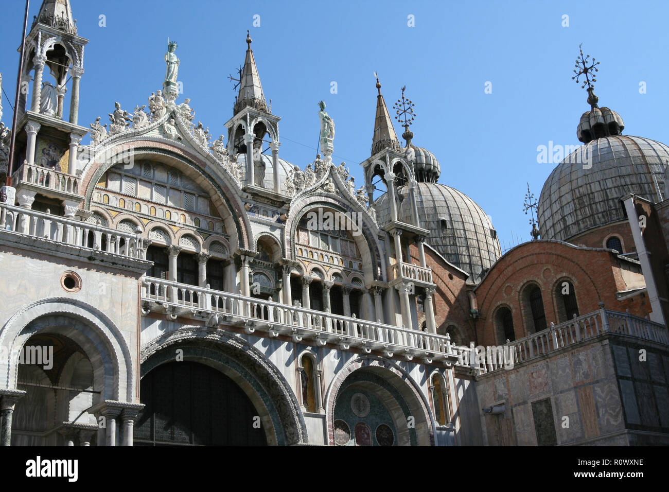 Venezia, Basilica di San Marco, facciata laterale verso il palazzo ducale Foto Stock