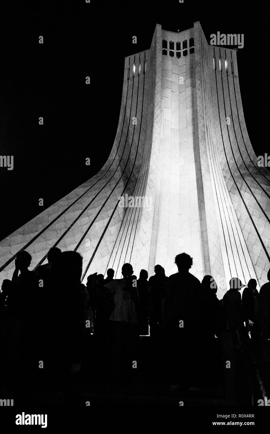 Iran Teheran - Luglio 27, 2018. La torre Azadi di Teheran la città è anche conosciuta come la libertà o Liberty Tower. (Photo credit: Gonzales foto - Malthe Ivarsson). Foto Stock