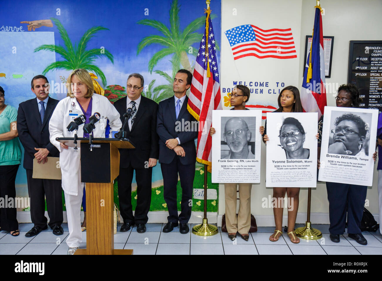 Miami Florida,Borinquen Health Care Center,clinica,conferenza stampa riforma sanitaria,assicurazione medica a prezzi accessibili,non assicurato,Ispanico Africano Nero Afr Foto Stock