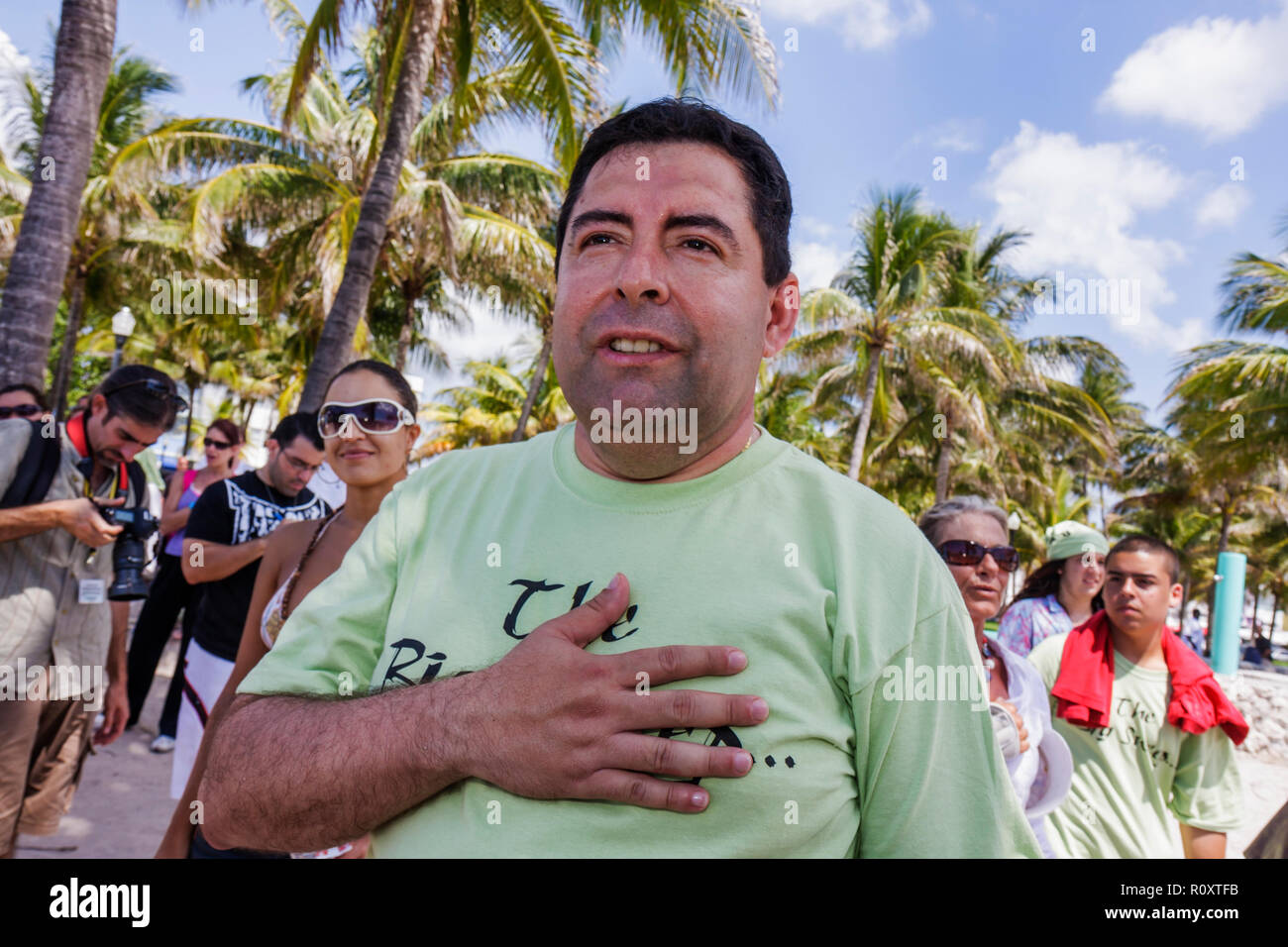 Miami Beach Florida,Oceano Atlantico spiaggia pubblica spiagge, litorale, ECOMB Big Sweep, ambiente, volontariato volontariato servizio comunità volontariato Foto Stock