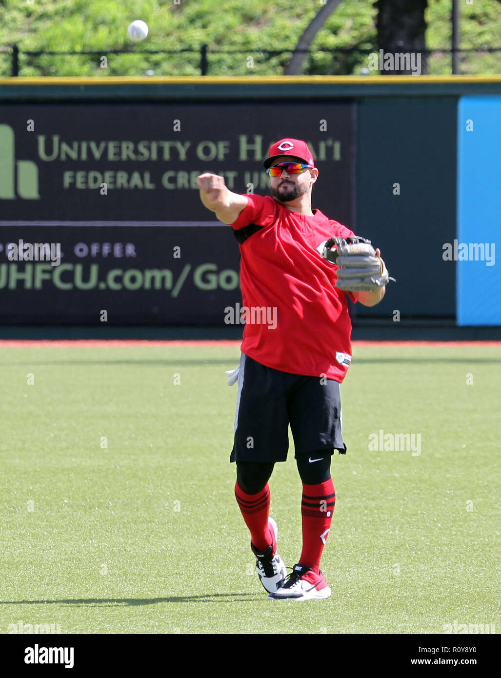 4 novembre 2018 - Cincinnati Reds Eugenio SuÃ¡rez durante il warm up della sessione di allenamento a Les Murakami Stadium nel campus della University of Hawaii a manoa a Honolulu, HI - Michael Sullivan/CSM Foto Stock