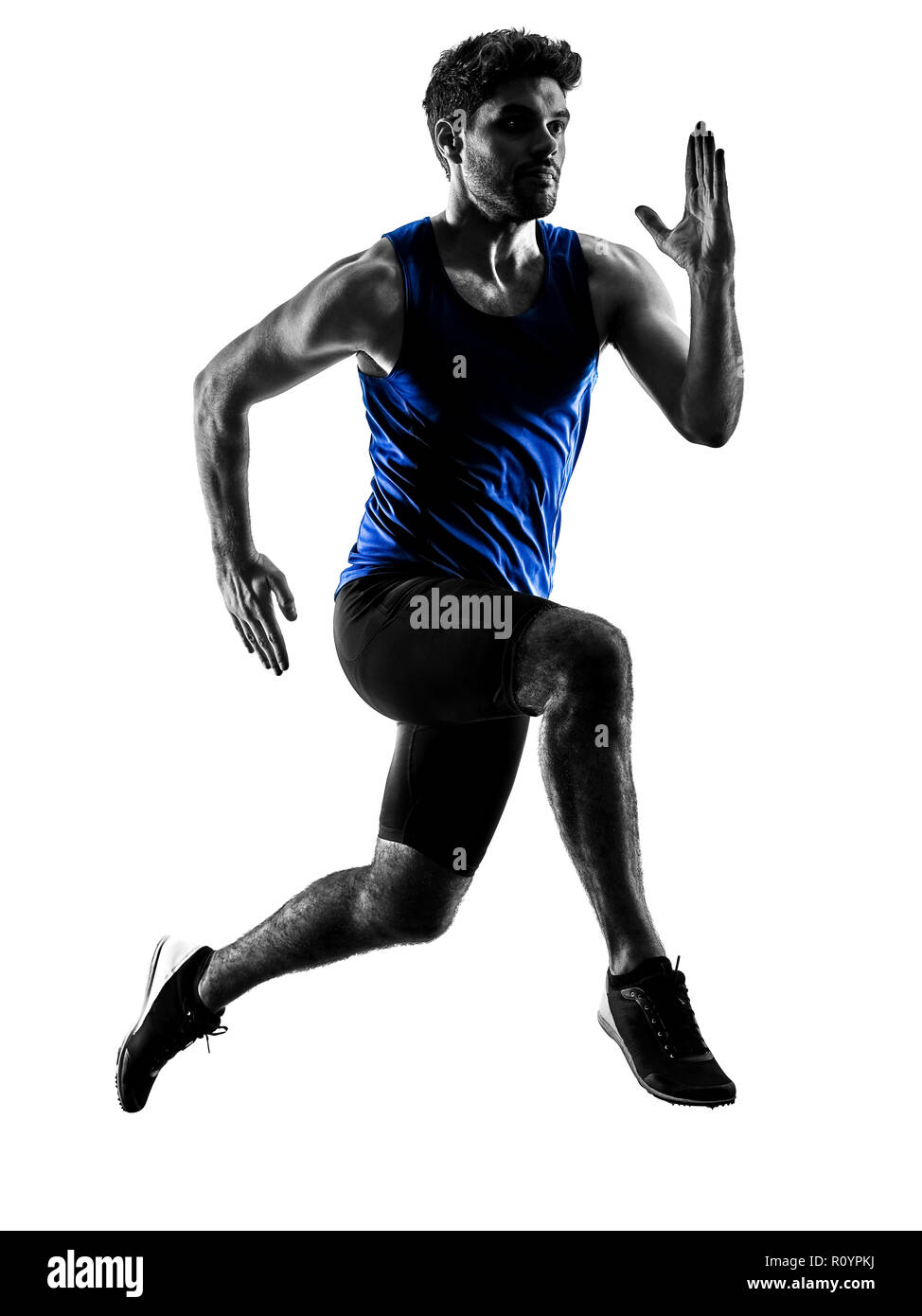 Un caucasian runner sprinter in esecuzione in volata atletica silhouette uomo isolato su sfondo bianco Foto Stock