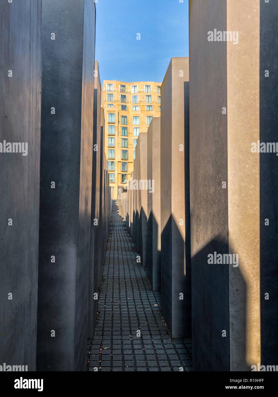 Berlino, Germania - Novembre 2018: Memoriale al assassinato ebrei dell'Europa a.k.a. Hocolcaust memorial a Berlino, Germania Foto Stock