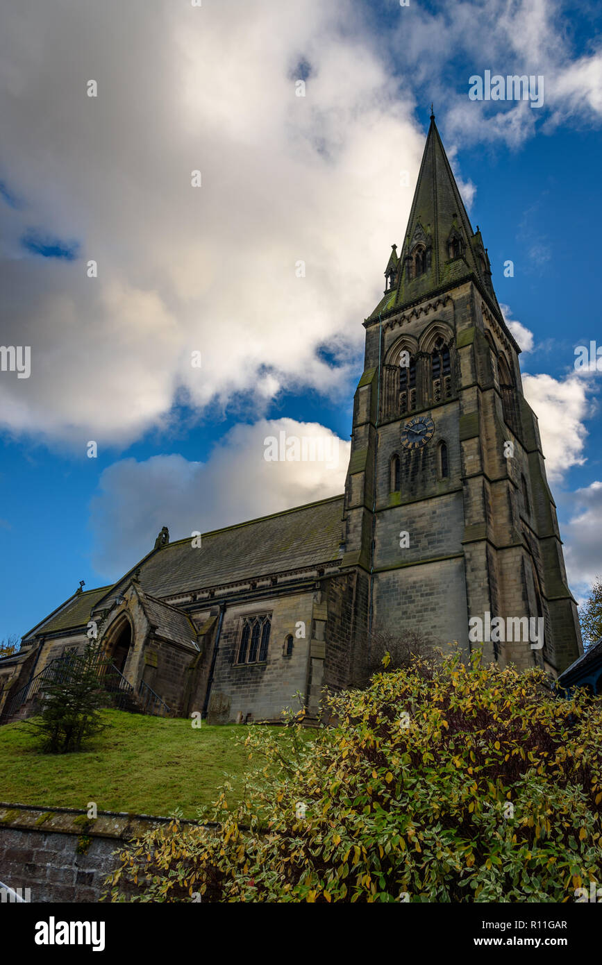 Splendido scenario autunnale nel Derbyshire, Inghilterra - Paesaggi sorprendenti e impressionante architettura Foto Stock