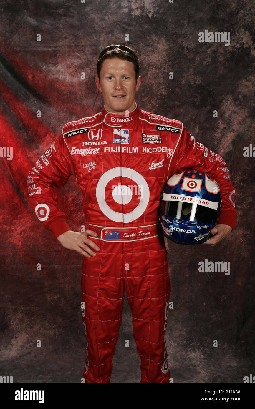 Pilota IRL Scott Dixon pone durante la IRL media day a Homestead Miami Speedway il 4 marzo 2006. Foto Stock