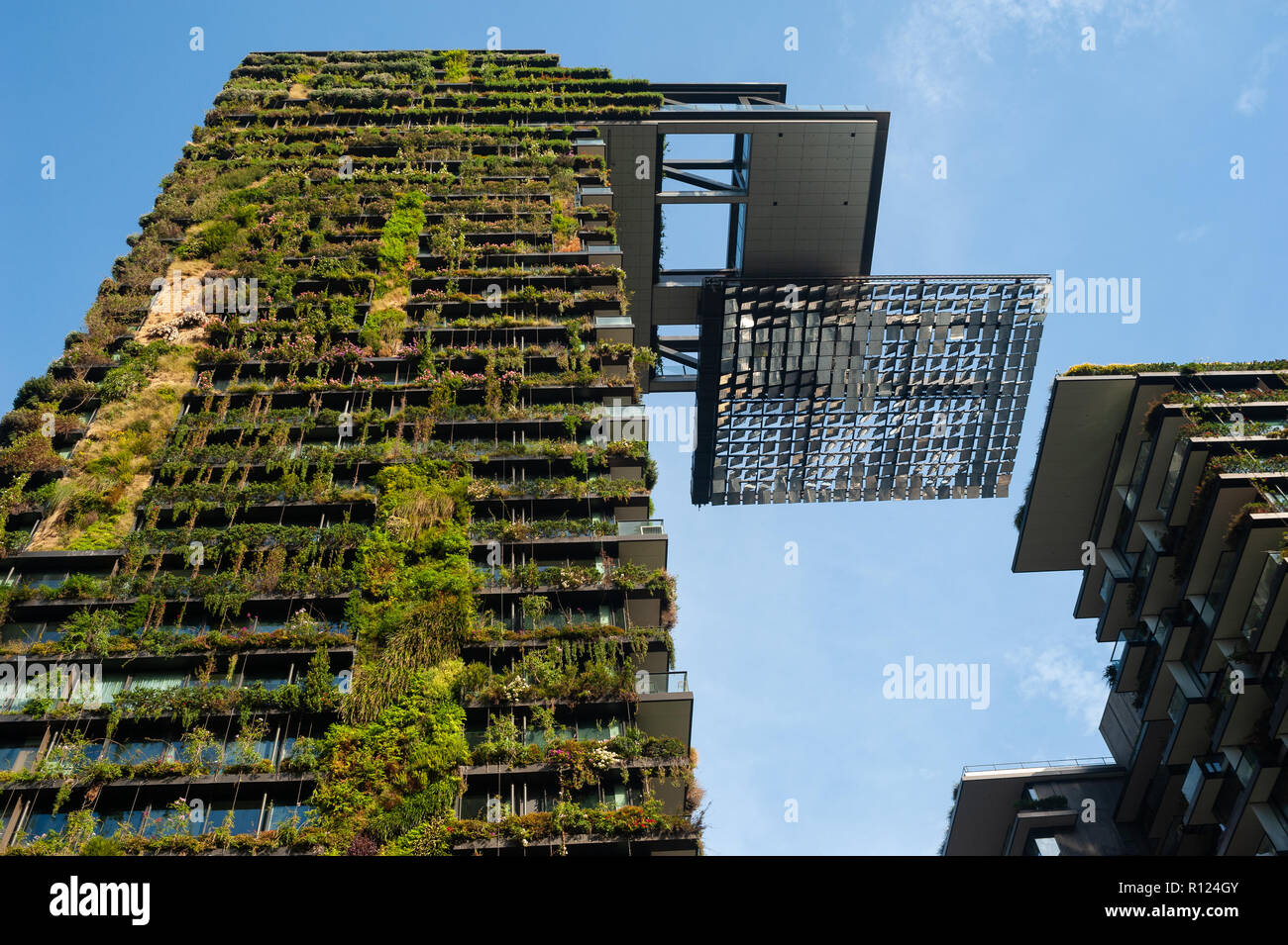 08.05.2018, Sydney, Nuovo Galles del Sud, Australia - una vista di un Central Park edificio, un sostenibile utilizzo misto e multi-complesso residenziale. Foto Stock