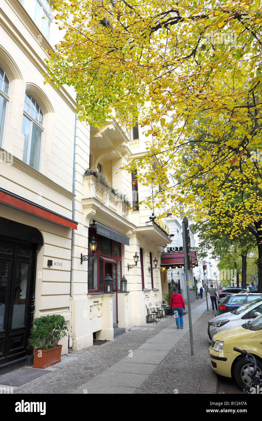 Berlino Germania, Hotel Henri situato sull'elegante frondosa Meinekestrasse vicino a Kurfürstendamm, nel quartiere berlinese di Charlottenburg e Foto Stock