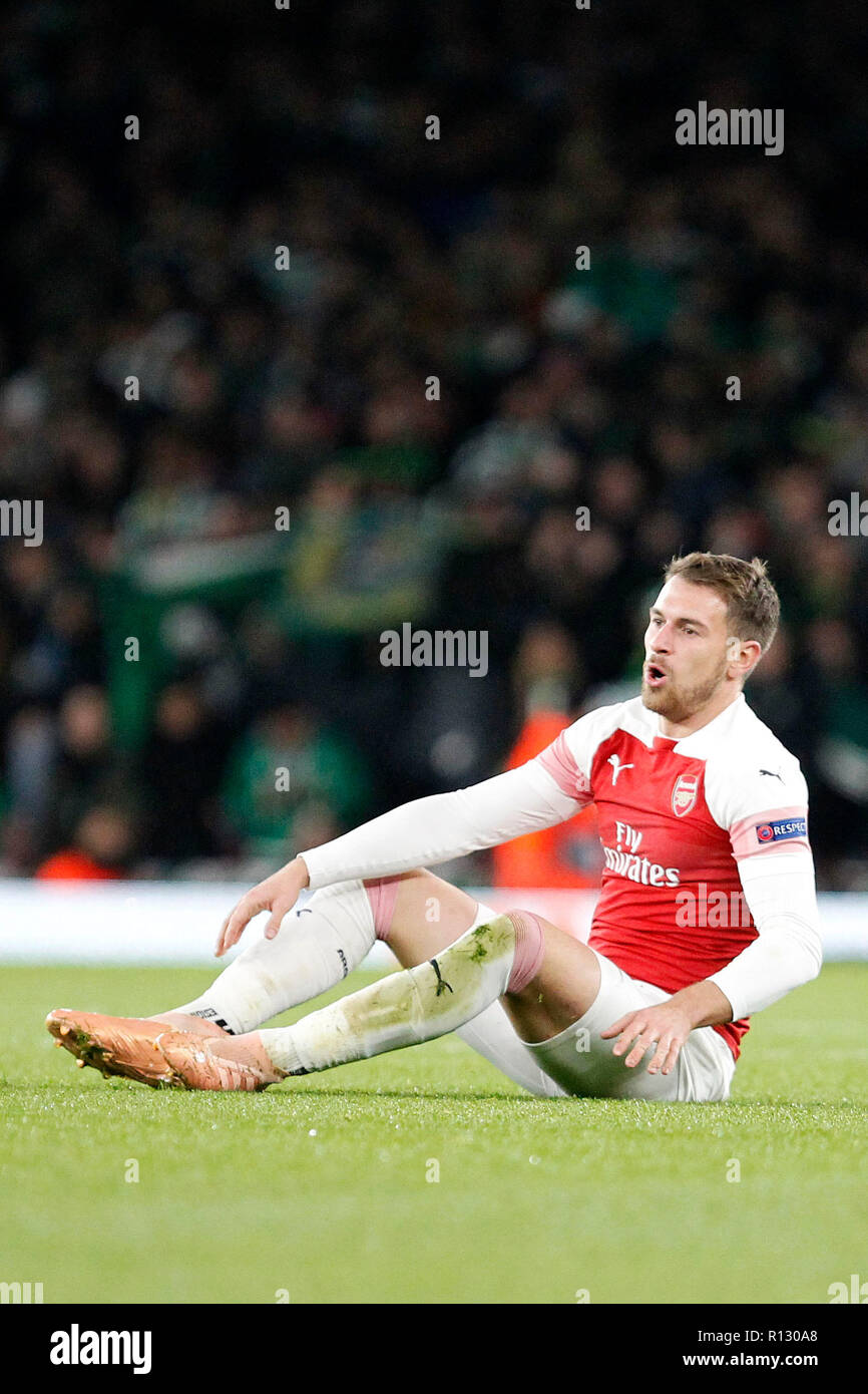 Londra, UK . 8 Novembre, 2018. Aaron Ramsey di Arsenal sul pavimento durante la UEFA Europa League Group Stage match tra Arsenal e Sporting all'Emirates Stadium, Londra, Inghilterra il 8 novembre 2018. Foto di Carlton Myrie. Solo uso editoriale, è richiesta una licenza per uso commerciale. Nessun uso in scommesse, giochi o un singolo giocatore/club/league pubblicazioni. Credit: UK Sports Pics Ltd/Alamy Live News Foto Stock