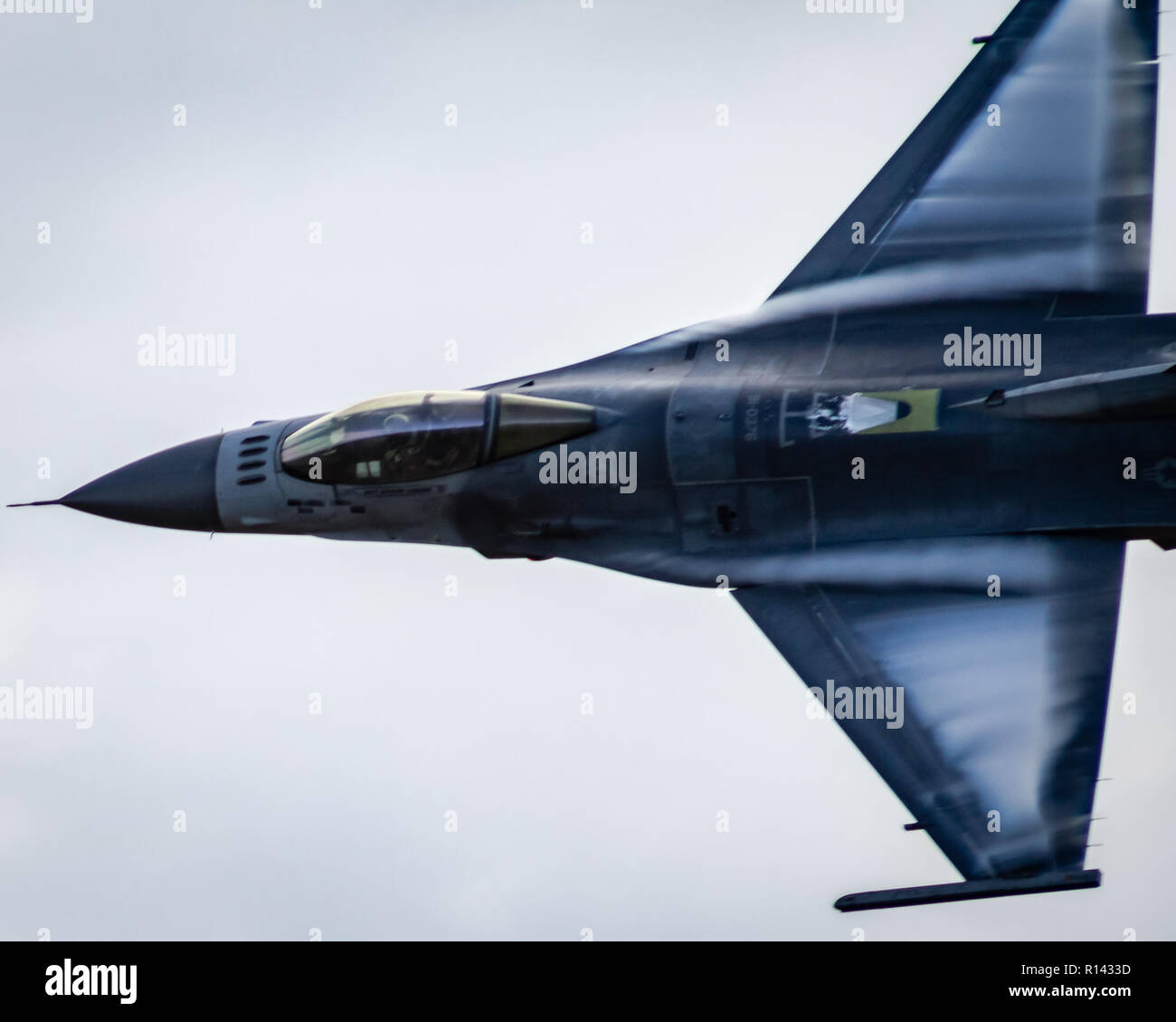 Voce di super sonic! La F-16 Fighting Falcon. Foto Stock