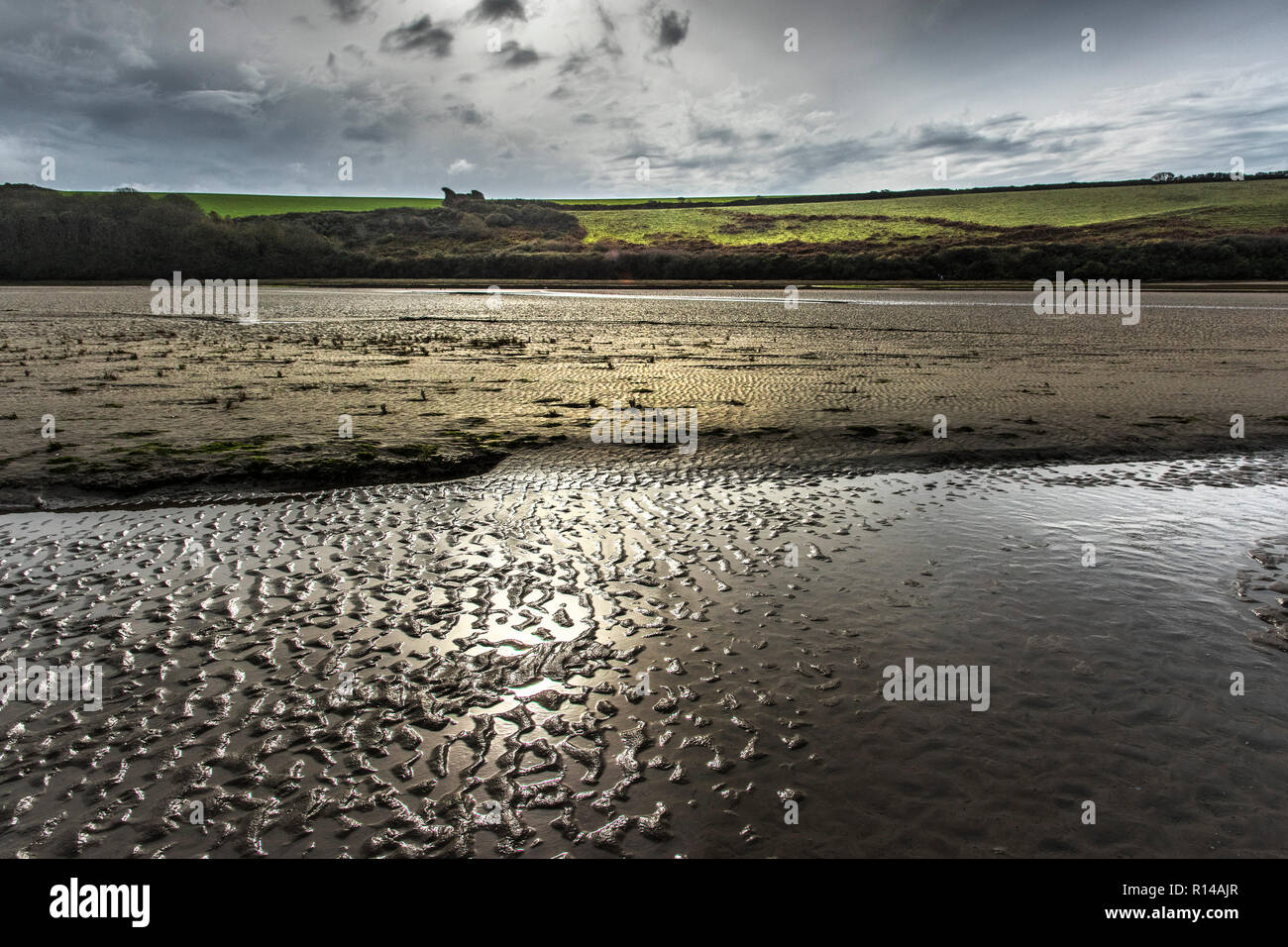 La bassa marea nel Gannel Estuary in Newquay Cornwall. Foto Stock