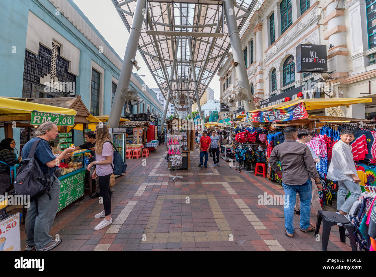 KUALA LUMPUR, Malesia - 21 Luglio: Questo è il mercato centrale, è un luogo famoso per lo shopping nella zona del centro cittadino sulla luglio 21, 2018 a Kuala Lumpur Foto Stock