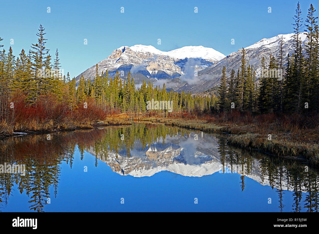 Centro Lago Bow Valley Provincial Park, Alberta, Canada Foto Stock