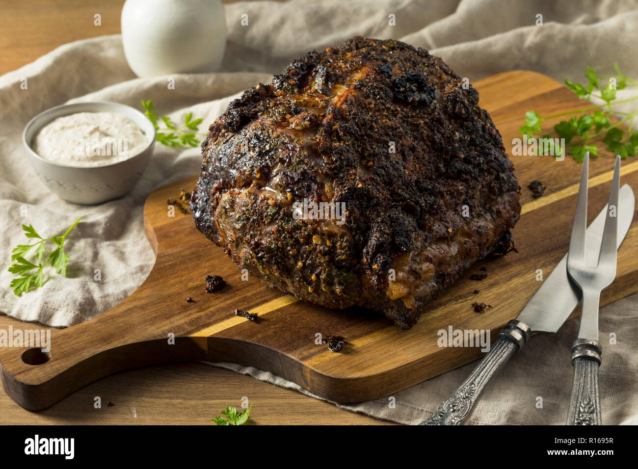 Arrosti di carni disossate Carni bovine Prime Rib Roast pronto a mangiare Foto Stock