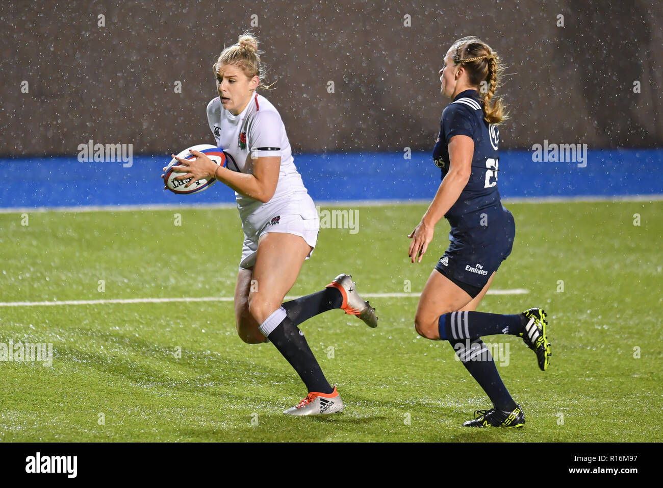 Londra, Regno Unito. 09Nov, 2018. L'Inghilterra del Carys Williams in azione durante il Quilter intenzionali - Inghilterra Donne vs usa le donne al Parco di Allianz il Venerdì, 09 novembre 2018. Londra Inghilterra. (Solo uso editoriale, è richiesta una licenza per uso commerciale. Nessun uso in scommesse, giochi o un singolo giocatore/club/league pubblicazioni). Foto Stock