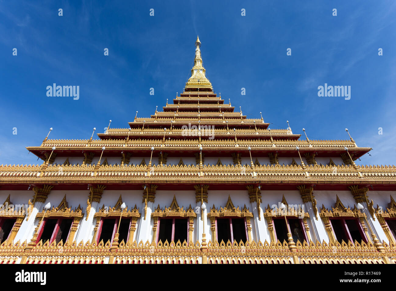 Thai tempio buddista Phra That Nong Waeng, in Khon Kaen, Thailandia Foto Stock