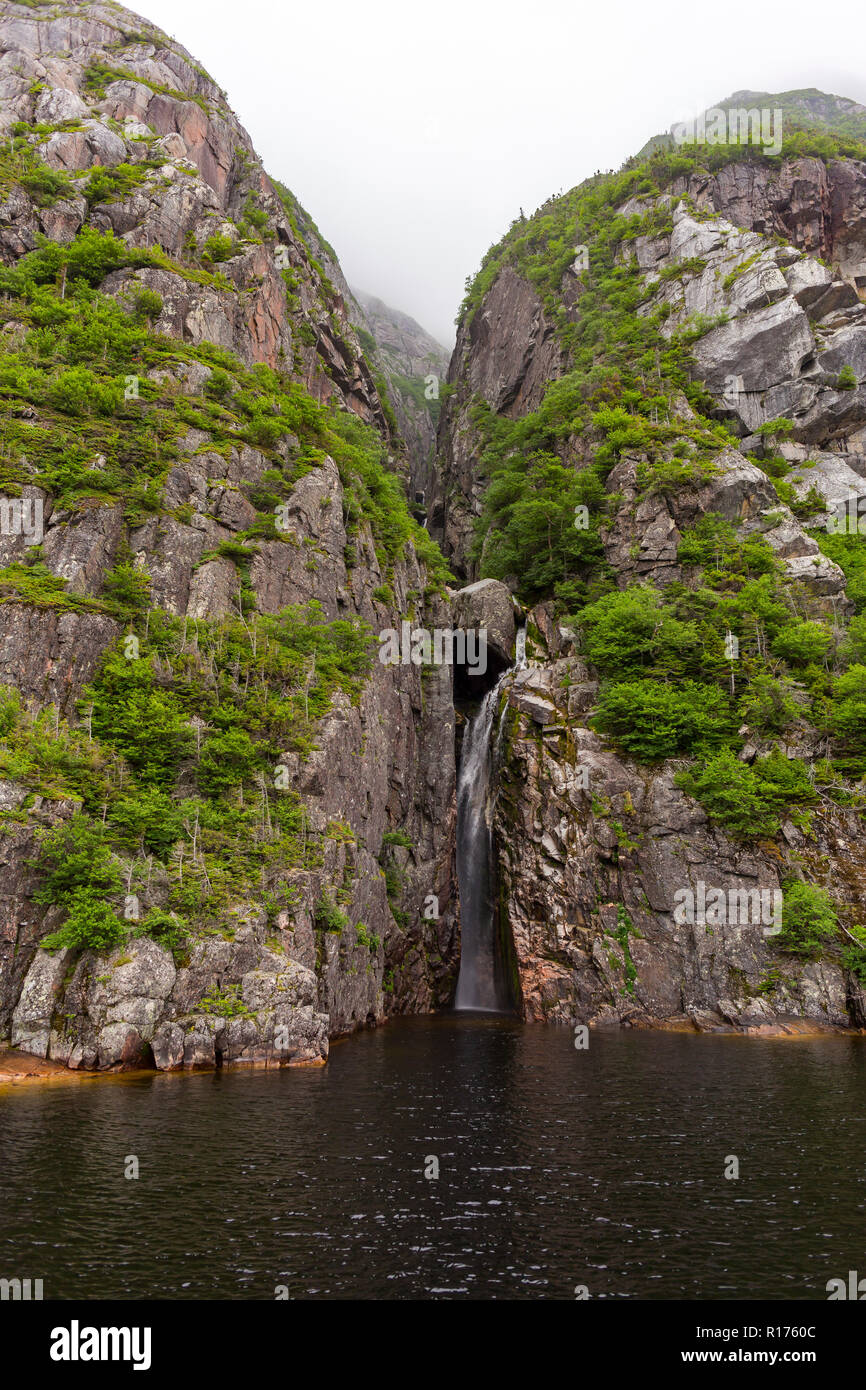 ROCKY Harbour, Terranova, CANADA - Western Brook laghetto, nel Parco Nazionale Gros Morne. Foto Stock