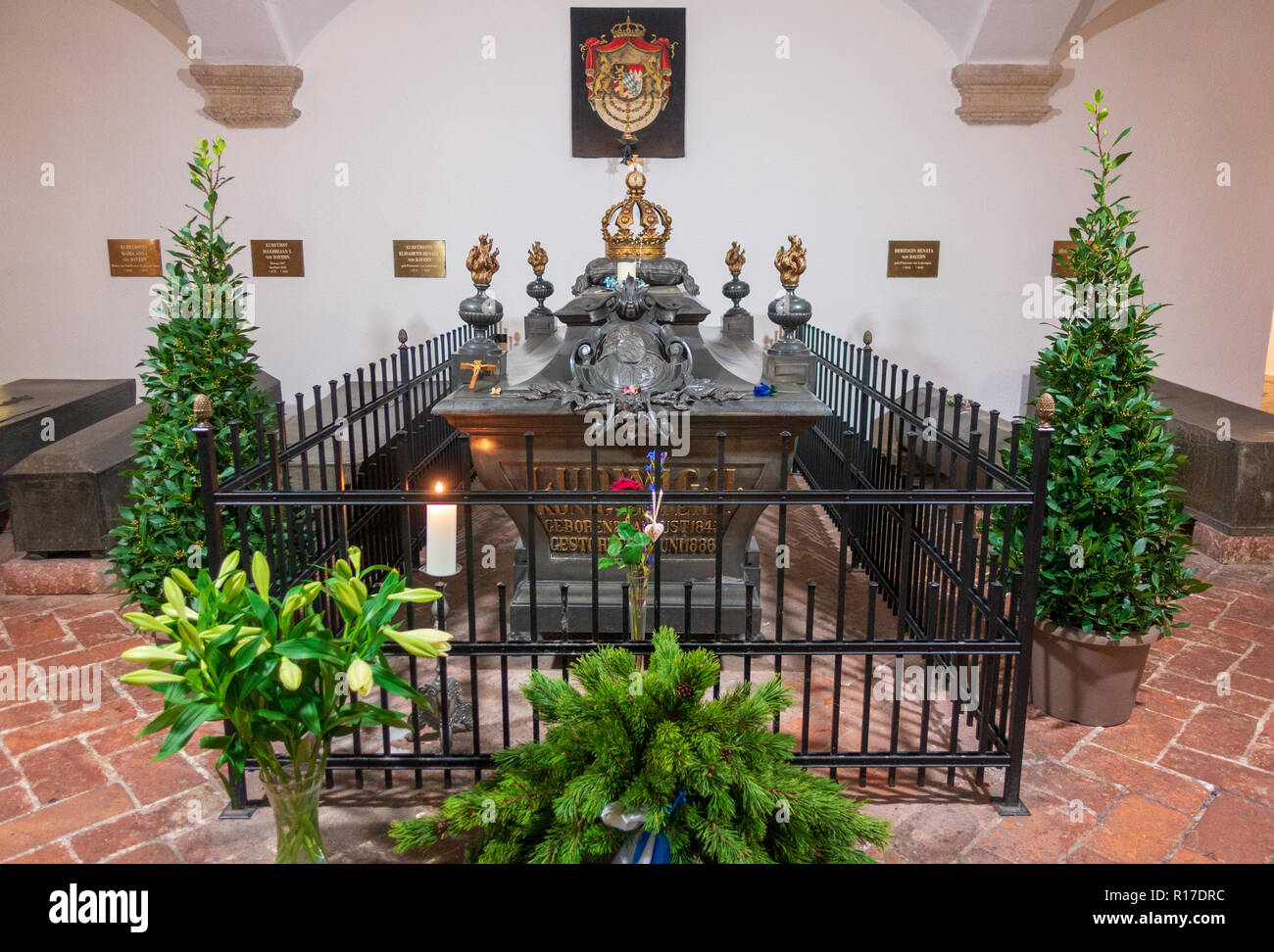 Tomba di 'Mad' re Ludwig II di Baviera, Monaco di Baviera Foto stock - Alamy