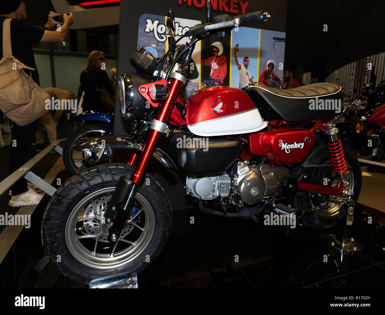 Milano Italia Nov 08 2018 Honda Monkey Alleicma Moto
