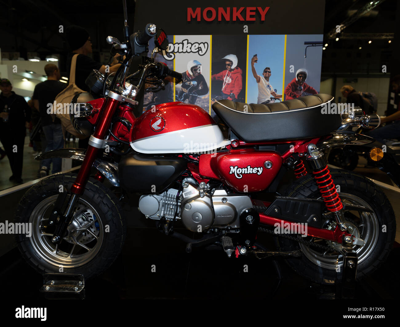 Milano Italia Nov 08 2018 Honda Monkey Alleicma Moto