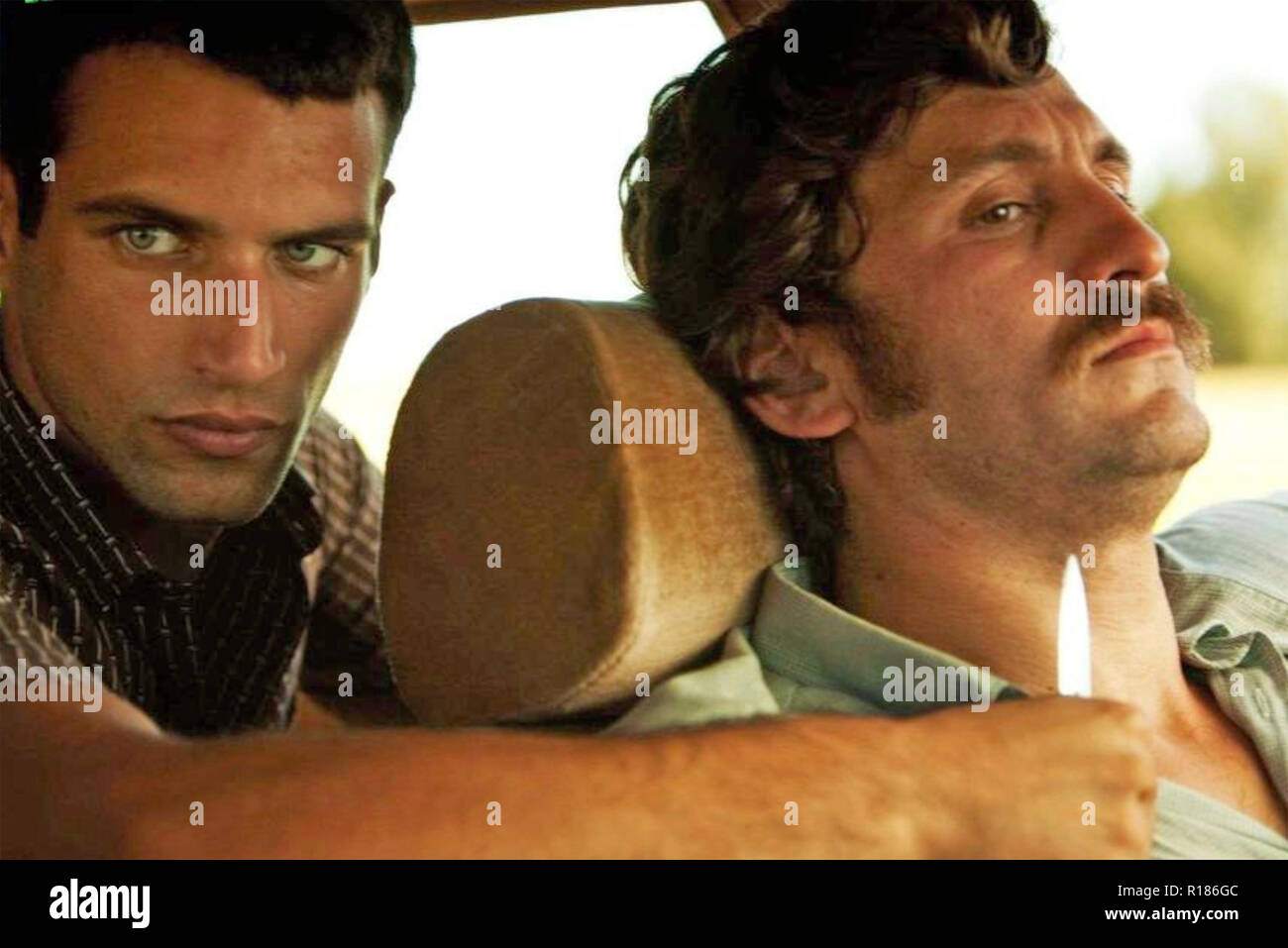 Una palude 2014 Atipica Films Production con Gesù Castrol a sinistra e Raul Arevalo Foto Stock