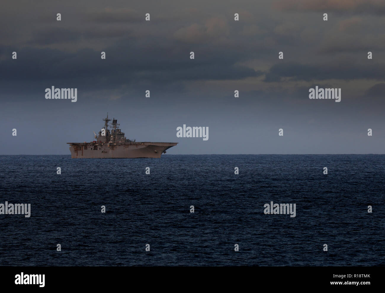 La USS Iwo Jima carrier di assalto del Navy US Foto Stock